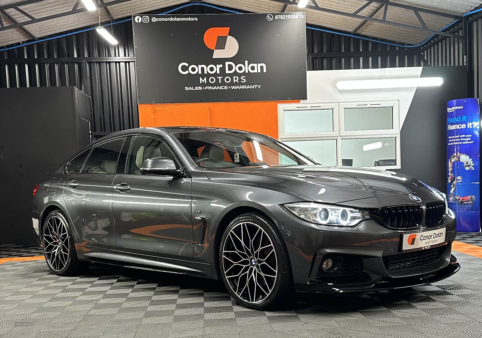 Car image 8