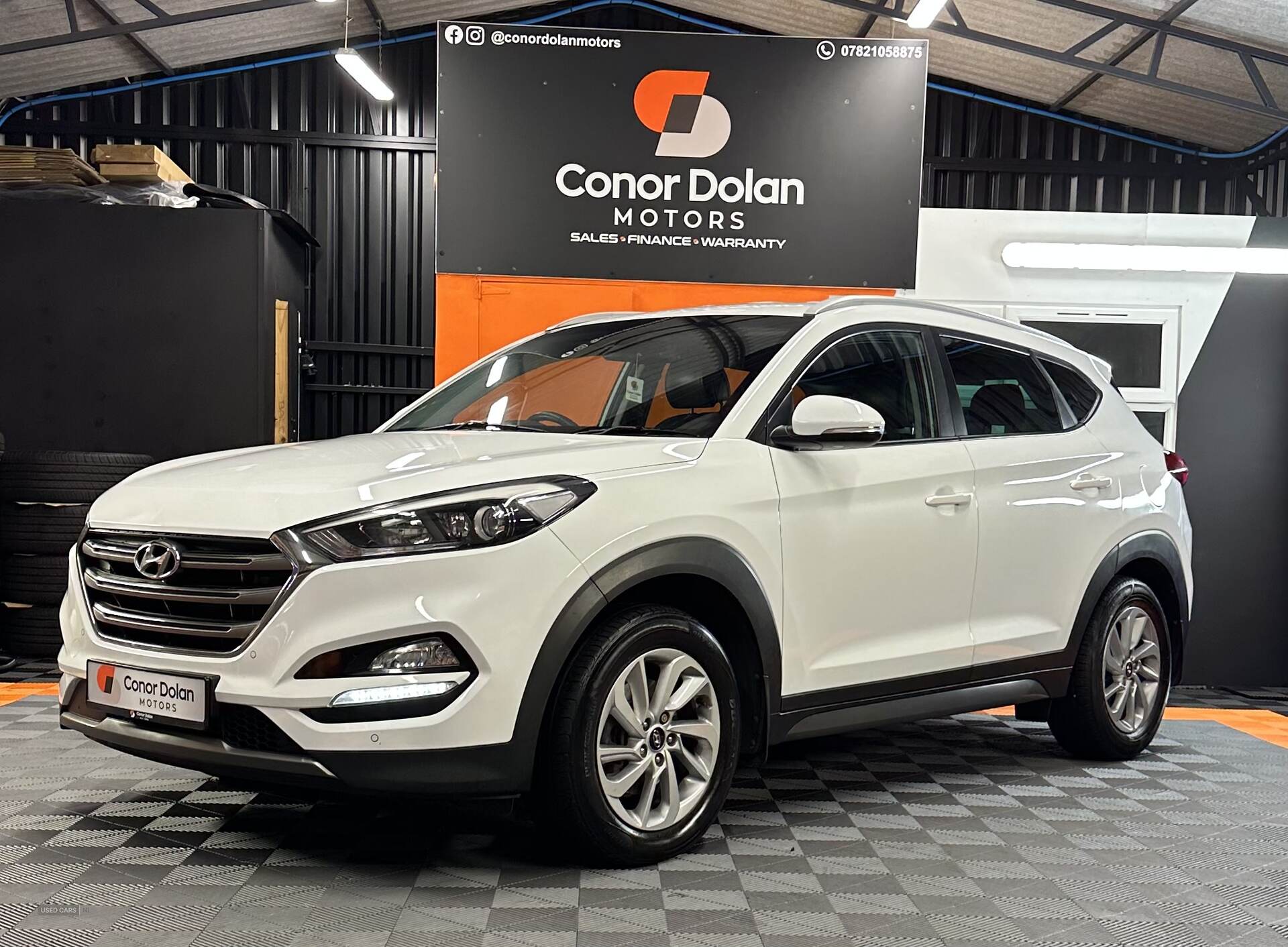 Car image 6