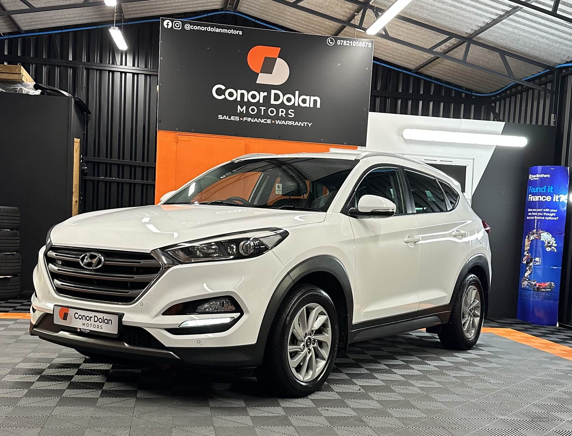 Car image 8